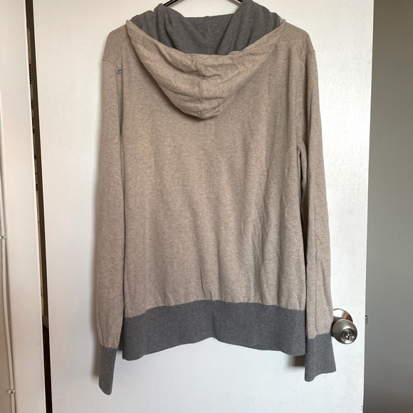***SOLD***Banana Republic Zip Hooded Sweater - Size L - Picture 2 of 10